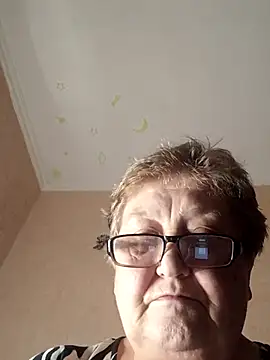 Katherine735 online show from December 14, 3:06 pm