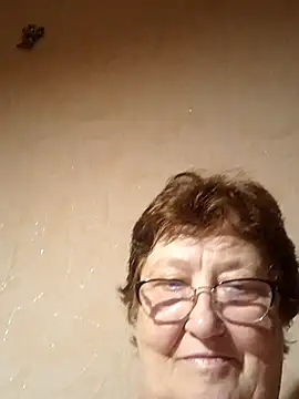 Snapshot of Katherine735 chatting on June 25, 8:14 pm Katherine735 online show from June 25, 8:14 pm