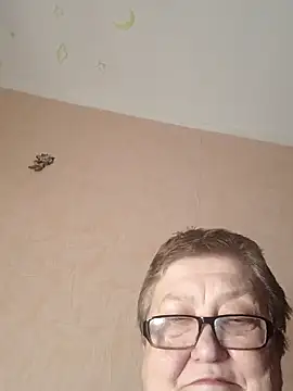 Katherine735 online show from February 19, 9:45 pm