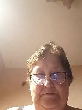 Snapshot of Katherine735 chatting on June 14, 8:54 pm Katherine735 online show from June 14, 8:54 pm