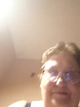 Snapshot of Katherine735 chatting on May 17, 7:47 pm Katherine735 online show from May 17, 7:47 pm