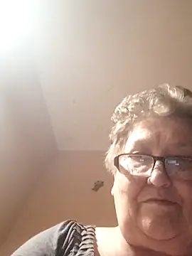 Katherine735 online show from November 30, 3:46 pm