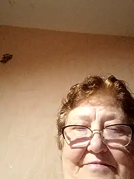 Snapshot of Katherine735 chatting on June 7, 9:53 pm Katherine735 online show from June 7, 9:53 pm