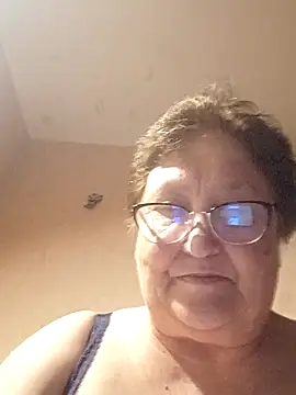 Snapshot of Katherine735 chatting on May 19, 8:49 pm Katherine735 online show from May 19, 8:49 pm