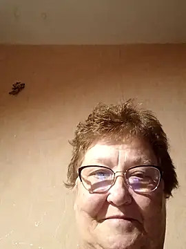 Katherine735 online show from May 1, 7:30 pm