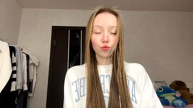 AntoniaMoravick online show from November 20, 7:14 pm