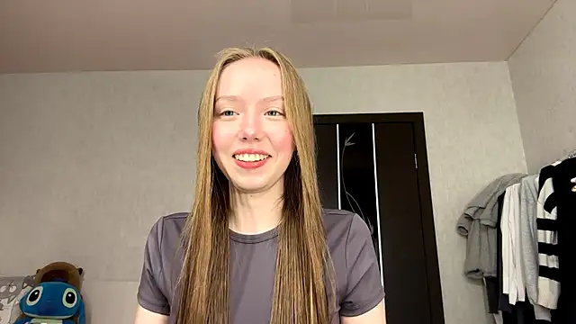 AntoniaMoravick online show from October 27, 7:04 pm