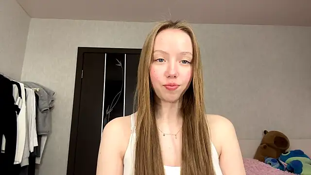 AntoniaMoravick online show from November 13, 4:44 pm