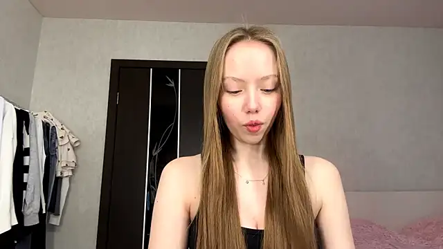 AntoniaMoravick online show from November 30, 11:11 am