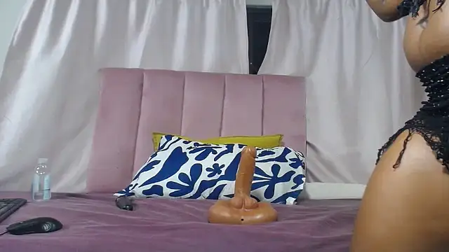 Kelly-001 online show from March 18, 7:37 pm