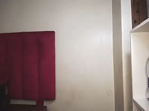 Snapshot of Kelly-001 chatting on October 20, 4:51 pm Kelly-001 online show from October 20, 4:51 pm