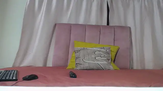 Kelly-001 online show from March 16, 6:54 pm