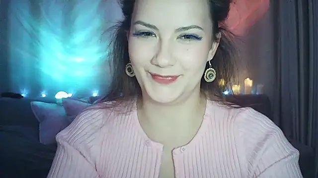 MoodieMira online show from February 23, 5:13 pm