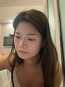 niannian6373 online show from March 11, 2:00 pm