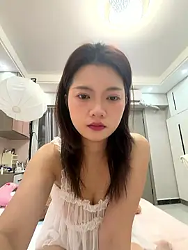 Snapshot of niannian6373 chatting on January 9, 2:46 pm niannian6373 online show from January 9, 2:46 pm