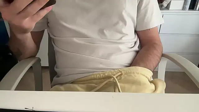 Snapshot of matrixx_9 chatting on November 10, 8:41 am matrixx 9 online show from November 10, 8:41 am