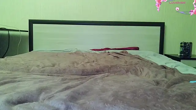 JennyRass online show from July 1, 5:57 pm