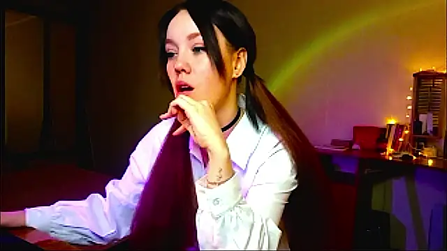 JennyRass online show from January 6, 2:10 pm