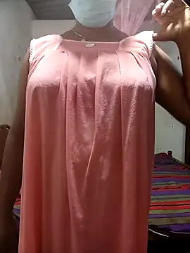 Snapshot of HarshiStar7 chatting on November 13, 10:57 pm HarshiStar7 online show from November 13, 10:57 pm