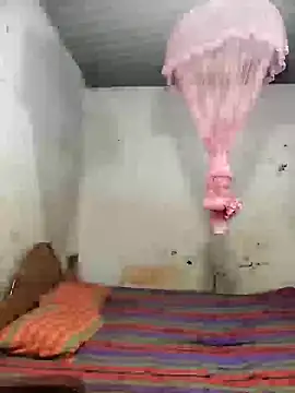 Snapshot of HarshiStar7 chatting on November 8, 11:52 pm HarshiStar7 online show from November 8, 11:52 pm