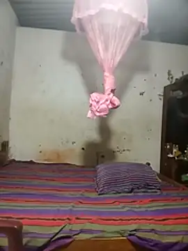 Snapshot of HarshiStar7 chatting on December 14, 9:42 pm HarshiStar7 online show from December 14, 9:42 pm