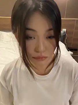 Snapshot of zhenzhen666 chatting on November 2, 12:43 pm zhenzhen666 online show from November 2, 12:43 pm