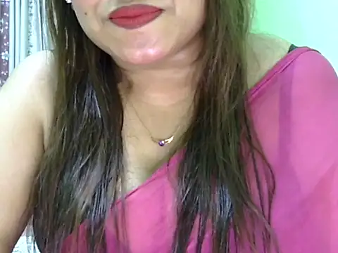 Snapshot of Kiara_pari chatting on October 11, 8:43 pm Kiara pari online show from October 11, 8:43 pm