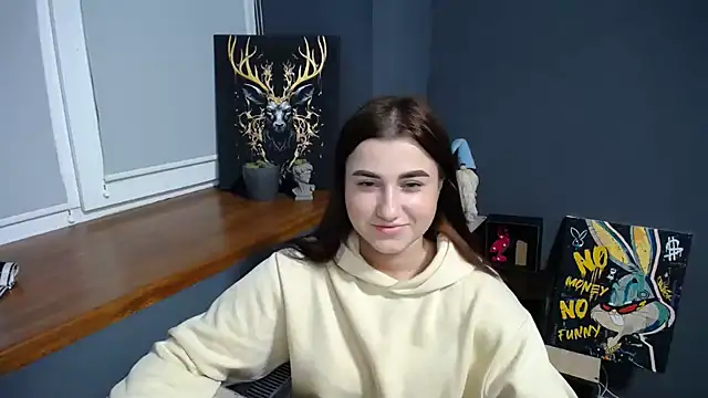 Snapshot of Flower_mary chatting on November 17, 8:18 am Flower mary online show from November 17, 8:18 am