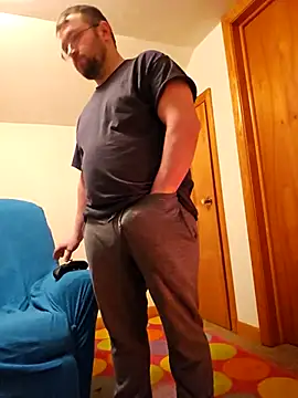 dakotafail92 online show from December 14, 9:59 am