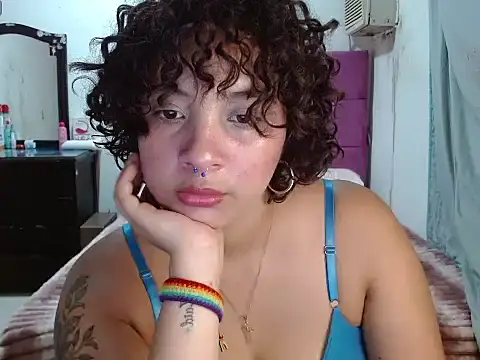 ari thompson online show from January 6, 10:47 pm