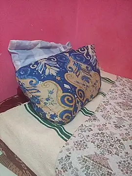 sondimila online show from May 1, 3:28 pm