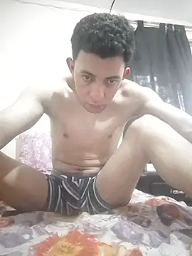 Snapshot of juniorcam10 chatting on October 9, 3:01 pm juniorcam10 online show from October 9, 3:01 pm