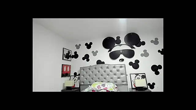 Dakota evans18 online show from October 21, 4:01 am