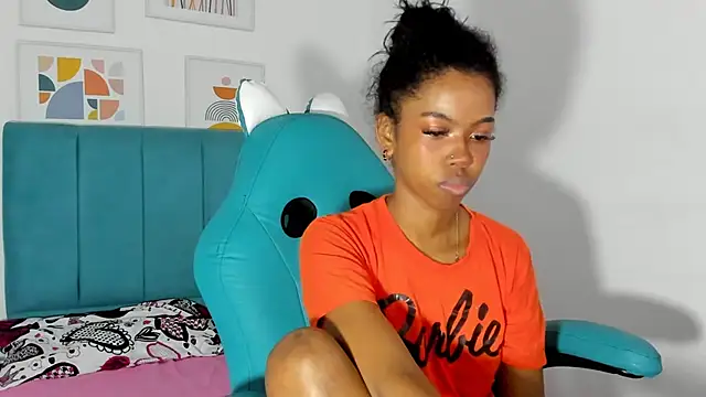 Dakota evans18 online show from November 28, 2:56 am