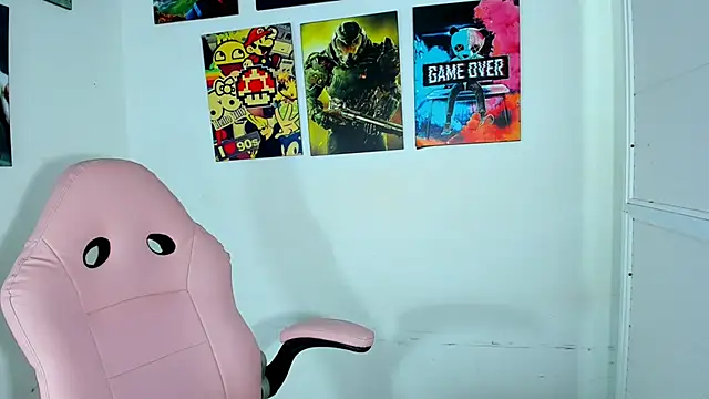 Dakota evans18 online show from November 13, 3:10 am