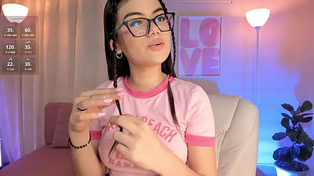 MarianaaDooll online show from April 13, 12:20 pm