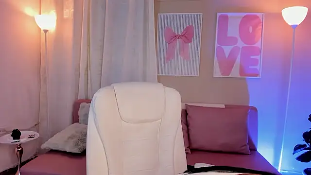 MarianaaDooll online show from March 4, 12:13 pm