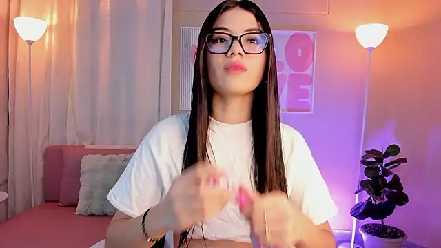 MarianaaDooll online show from February 11, 12:16 pm