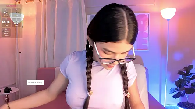 MarianaaDooll online show from March 18, 1:35 pm