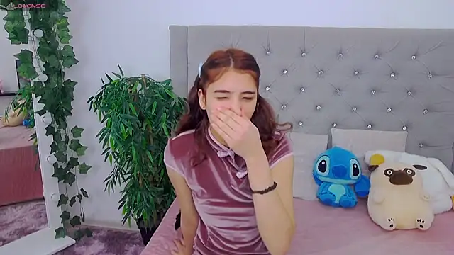 ArielLoove online show from November 19, 6:35 am