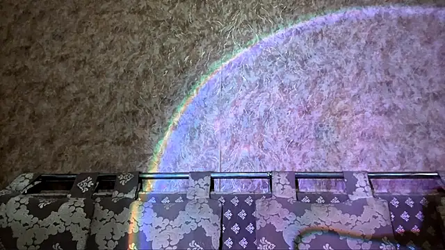 Snapshot of Babis_girlsss chatting on October 24, 9:08 am Babis girlsss online show from October 24, 9:08 am