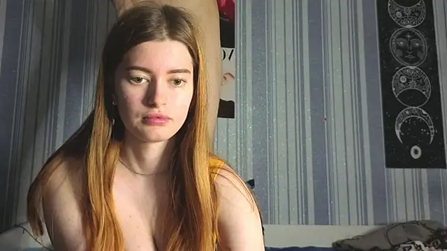 EmiliaCouple online show from April 19, 4:30 pm