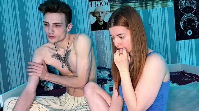 EmiliaCouple online show from February 8, 2:26 pm