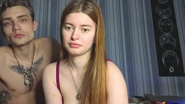 EmiliaCouple online show from April 20, 5:47 pm