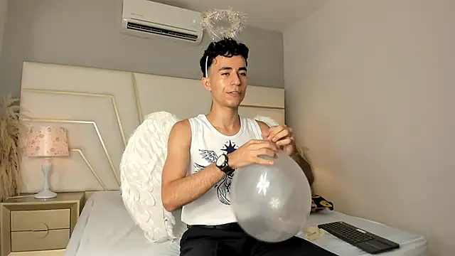 Zahir Ashar online show from October 31, 11:18 am