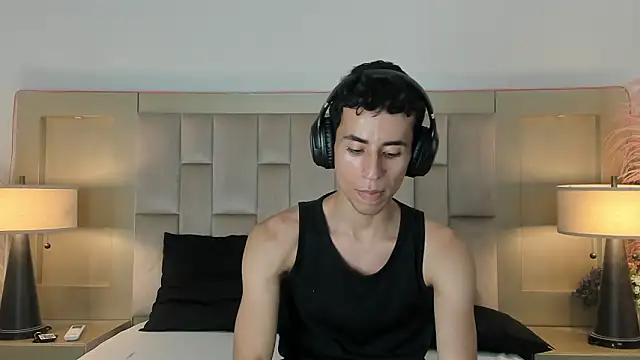 Zahir Ashar online show from March 18, 10:54 pm