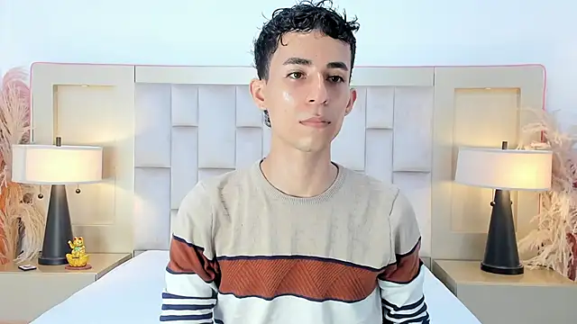 Zahir Ashar online show from April 9, 10:49 pm