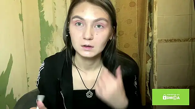 ArianeBhayani online show from November 11, 9:09 pm