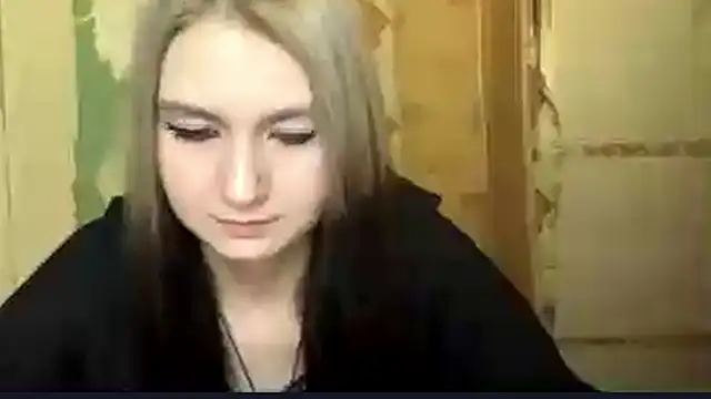 ArianeBhayani online show from October 25, 8:53 pm