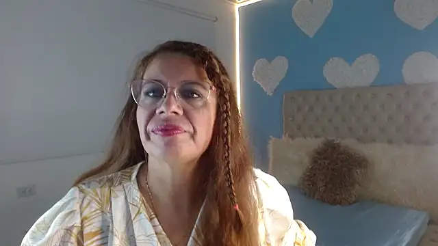 channelsmith 55 online show from April 18, 1:57 pm